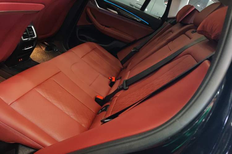 Used BMW iX3 2024 Leading Model