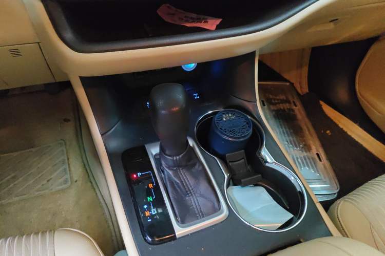 Used Toyota Highlander 2018 2.0T Four-Wheel Drive Elite Edition 7 Seats China VI Standard
