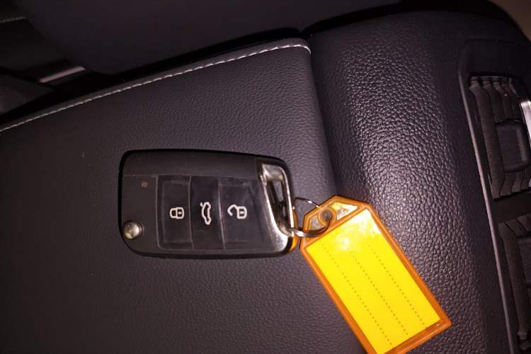 Used Volkswagen Tiguan L 2023 330TSI Automatic Two-Wheel Drive R-Line Enjoyment Edition