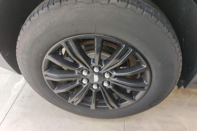 Used Cadillac XT5 2018 28E Four-Wheel Drive Tech Version
