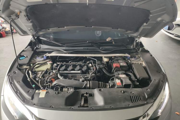 Used Honda Civic 2016 220TURBO CVT Prestige Edition
