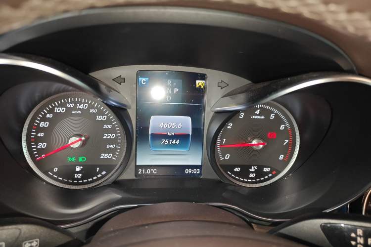 Used Mercedes-Benz GLC 2019 GLC 260 L 4MATIC Dynamic Model