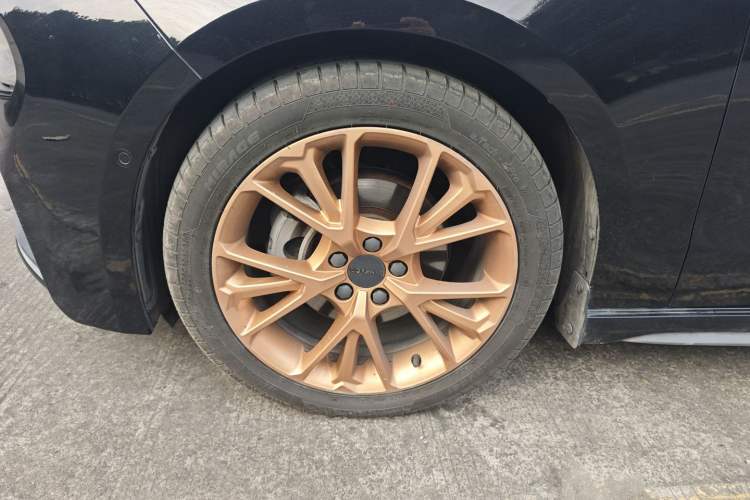 Used Lynk & Co 03 2018 1.5TD DCT JingPro Edition China V Standard