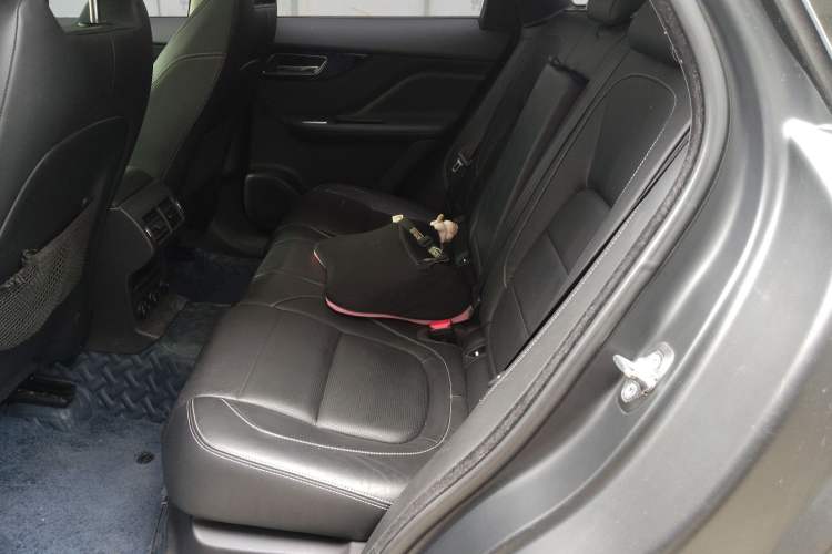 Used Jaguar F-PACE 2016 3.0 SC Four-Wheel Drive R-Sport Sport Edition
