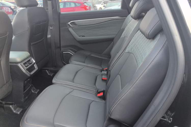 Used Geely Auto Haoyue L 2024 2.0T DCT Prestige Version