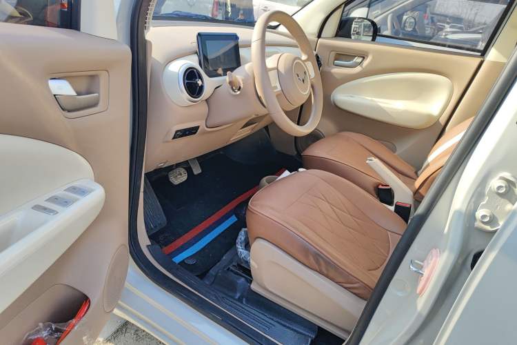 Used Wuling Hongguang MINIEV 2025 Four-Door Version Advanced Edition
