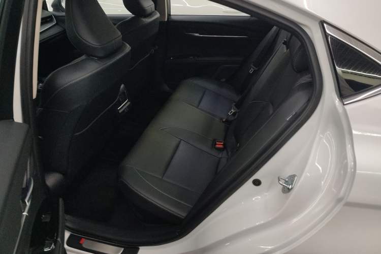 Used Toyota Camry 2024 Dual-Motor 2.0 HG Premium Edition