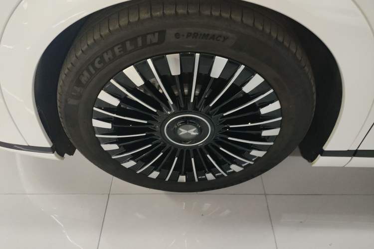 Used XPeng X9 2025 740 Ultra-Long Range Max