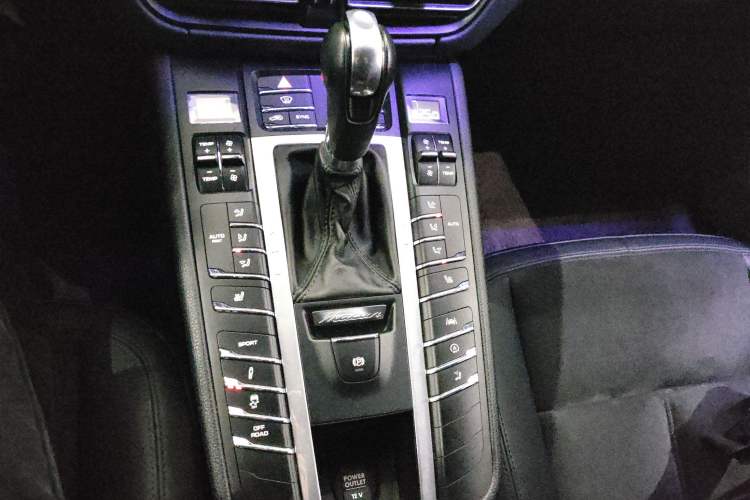 Used Porsche Macan 2018 Macan 2.0T
