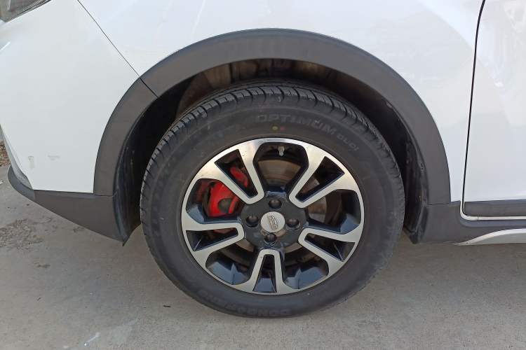 Used Geely Auto Vision X3 2017 1.5L Manual Luxury Model
