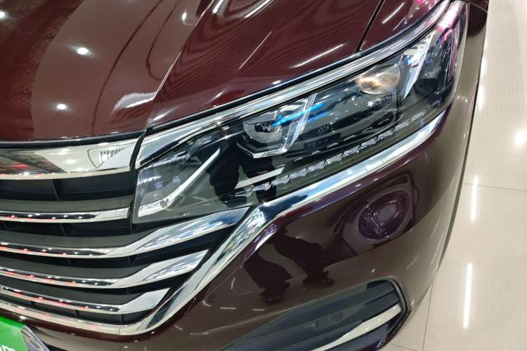 Used Volkswagen Viloran 2020 330TSI Luxury Edition