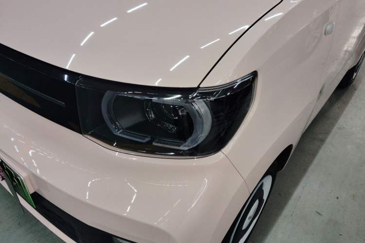 Used Wuling Hongguang MINIEV 2022 Macaron Premium Model – Lithium Ternary Battery
