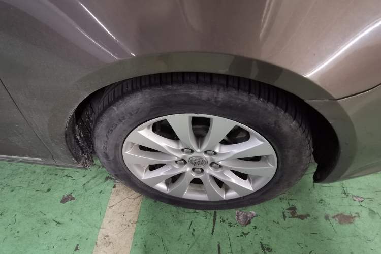 Used Buick LaCrosse 2013 2.4L SIDI Leading Comfort Version
