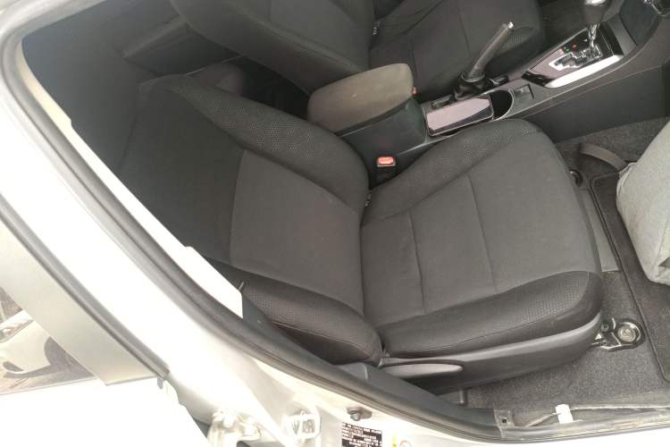 Used Toyota Corolla 2017 Revised Version 1.6L S-CVT GL
