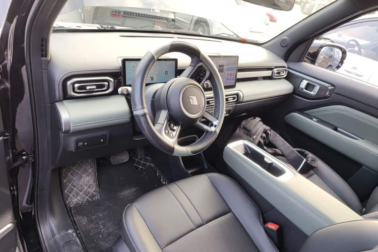 Used Baojun Spark EUV 2025 Smart Luxury Edition 5 Seats
