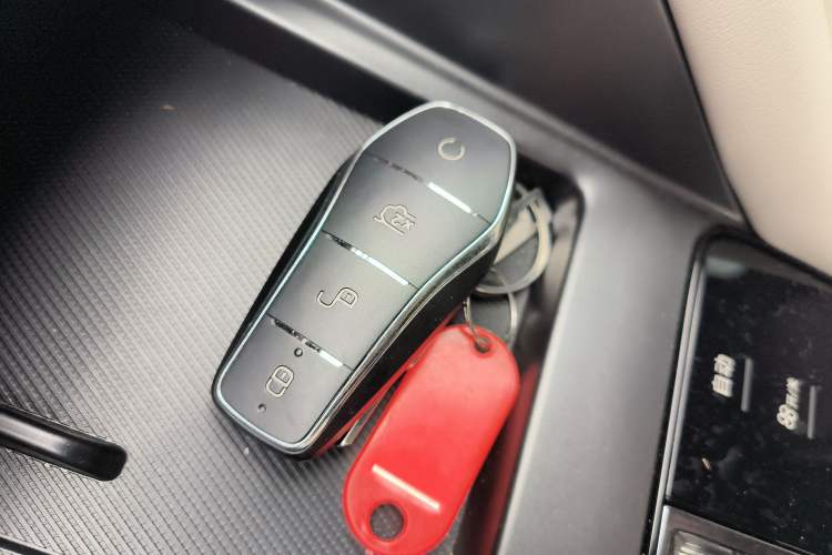 Used BYD Song PLUS New Energy 2025 DM-i Smart Drive 112KM Prestige Model