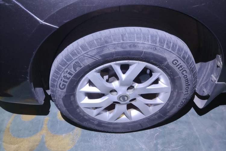 Used Nissan Sunny 2014 1.5XE Manual Comfort Edition
