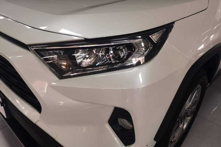 Used Toyota RAV4 2021 2.0L CVT 4x4 Style PLUS Edition
