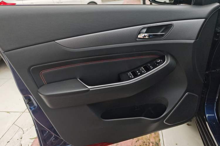 Used BAIC Beijing X5 2018 1.5T Manual Elite Edition China V Standard
