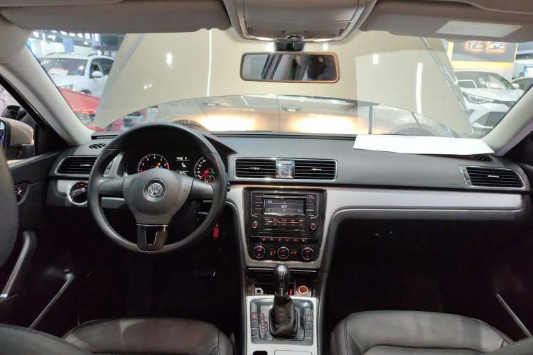 Used Volkswagen Passat 2014 1.8TSI DSG Prestige Edition