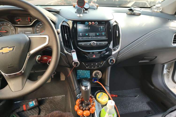 Used Chevrolet Cruze 2017 1.5L Automatic Pioneer Sunroof Edition