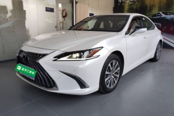 Used Lexus ES 2023 200 Excellence Edition