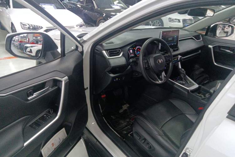 Used Toyota Wildlander 2020 Dual-Motor 2.5L E-CVT Four-Wheel Drive Luxury Edition