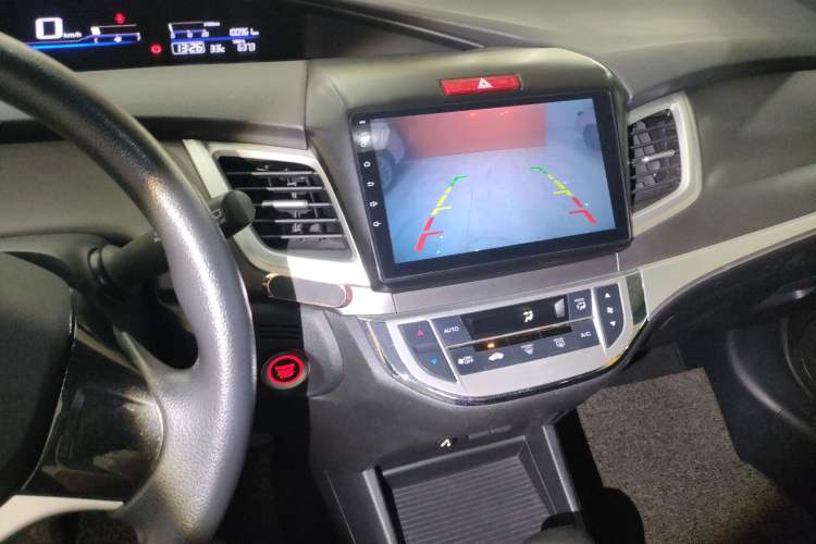 Used Honda Jade 2017 1.8L Automatic Classic Edition 5 seats
