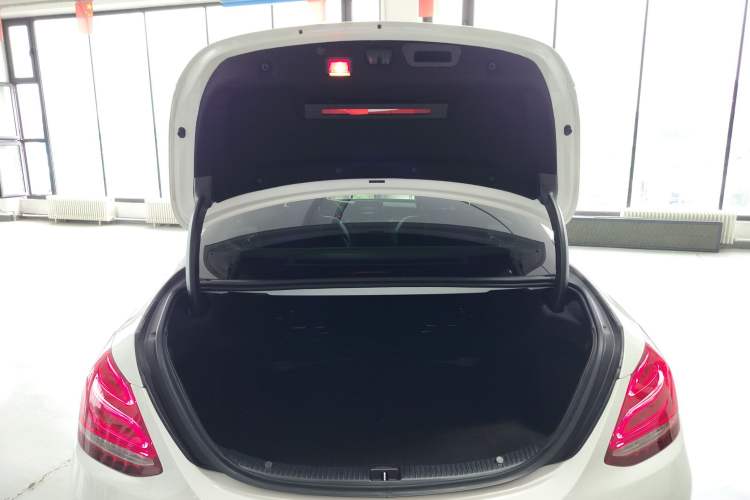 Used Mercedes-Benz C-Class 2016 C 200 L Sport Edition
