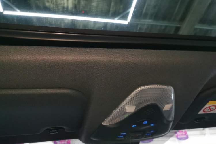 Used Toyota C-HR EV 2020 Deluxe Sunroof Edition
