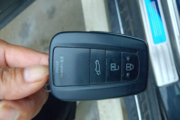 Used Toyota Crown Land Cruiser 2023 2.5L HEV Four-Wheel Drive Prestige Edition
