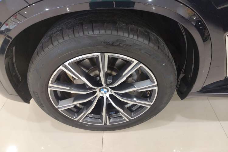 Used BMW X5 2022 Restyled xDrive 30Li M Sport Package
