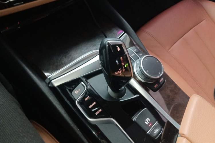 Used BMW 5 Series 2018 528Li Launch Special Edition