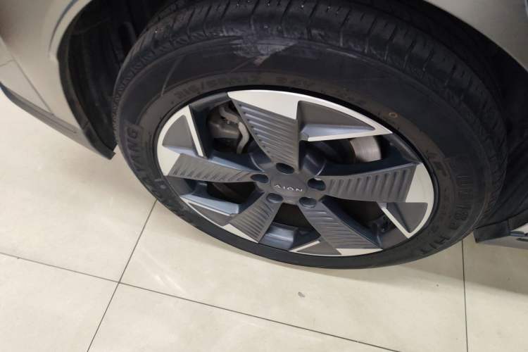 Used AION Y 2022 70 Intelligent Edition Lithium Iron Phosphate
