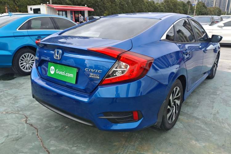 Used Honda Civic 2016 220TURBO CVT Luxury Edition
