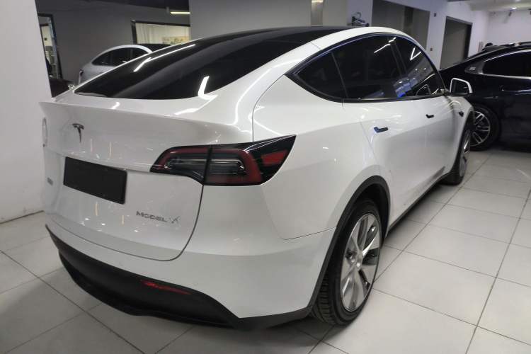 Used Tesla Model Y 2022 Rear-Wheel-Drive Version
