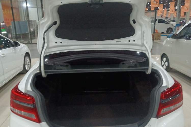 Used Toyota YARiS L 2017 1.5E CVT Dynamic Edition