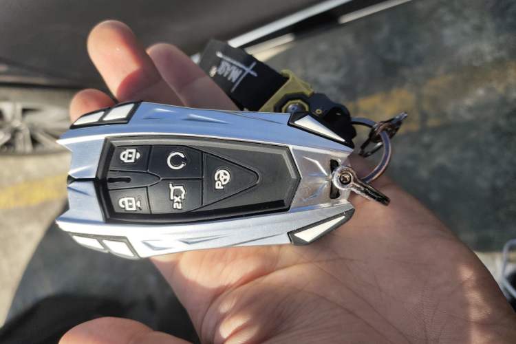 Used Changan CS75 PLUS 2023 3rd Generation 1.5T Automatic Prestige Model
