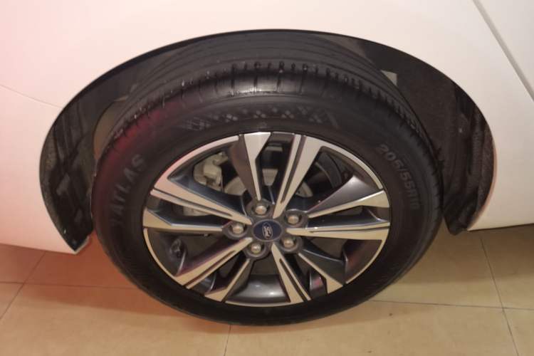 Used Ford Escort 2021 1.5L Automatic Diamond Edition
