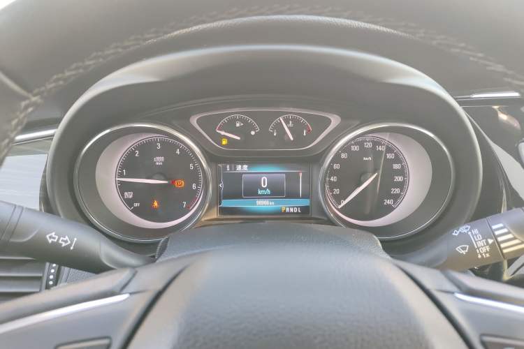 Used Buick Envision 2018 20T Two-Wheel-Drive Elite Model