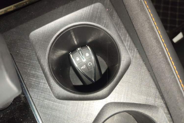 Used Changan UNI-V 2024 1.5T Prestige Sport Edition
