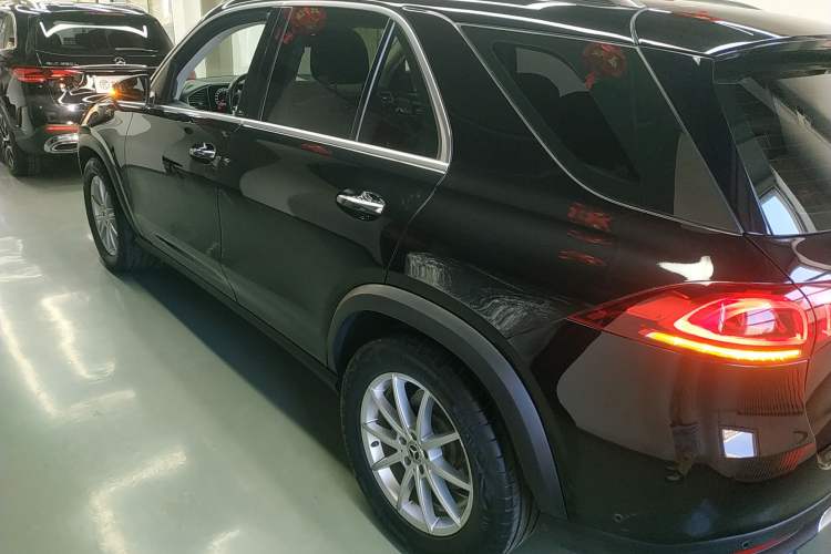 Used Mercedes-Benz GLE 2021 GLE 350 4MATIC Stylish Model
