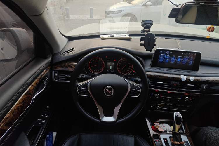 Used Hanteng X7 2018 X7S 1.5T Automatic Luxury Model
