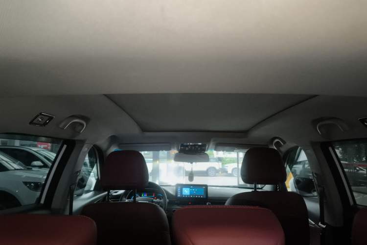 Used JETOUR X70 2024 1.5T DCT Glory PRO 5-Seater