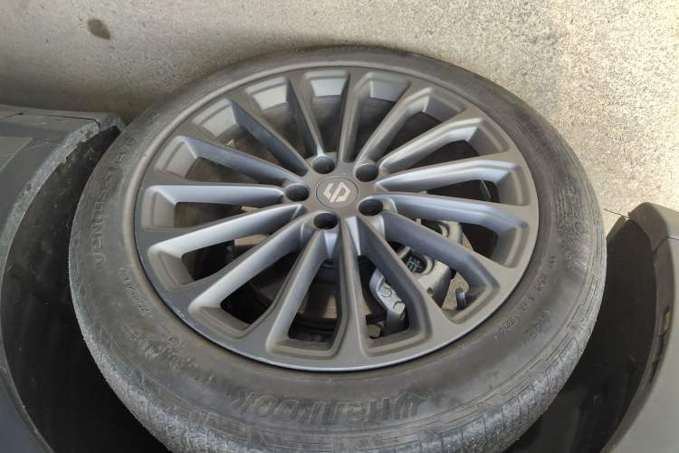 Used Leapmotor C11 2024 Range-Extended 300 Luxury Edition