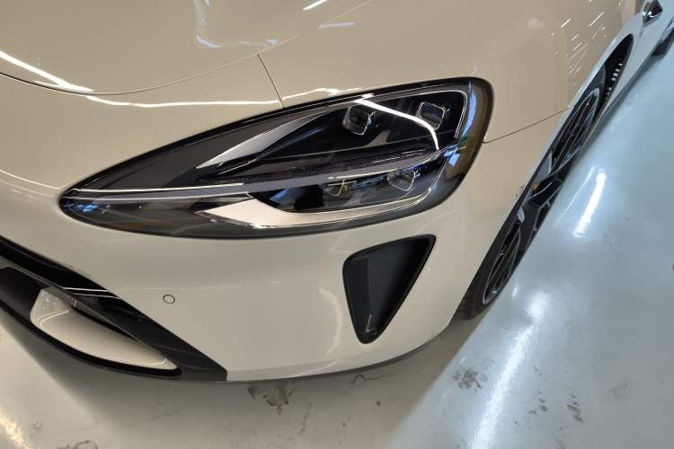 Used  SU7 2024 Four-Wheel Drive Ultra-Long Range Advanced Intelligent Driving Max Edition