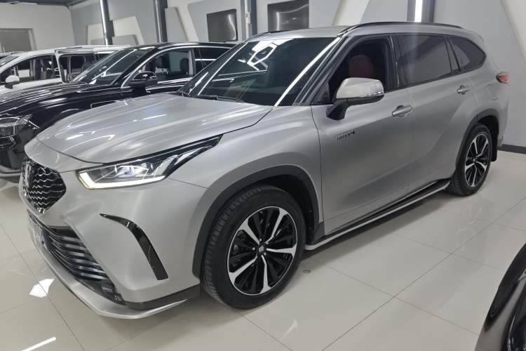 Used Toyota Crown Land Cruiser 2021 2.5L HEV Four-Wheel Drive Flagship Edition
