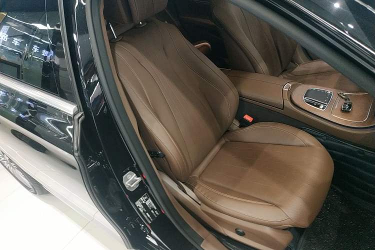 Used Mercedes-Benz E-Class 2020 Facelift E 300 L Stylish Edition
