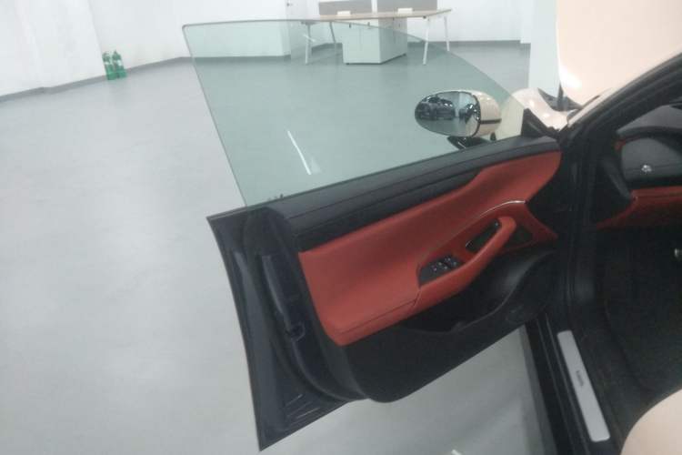 Used  SU7 2024 Four-Wheel Drive Ultra-Long Range Advanced Intelligent Driving Max Edition
