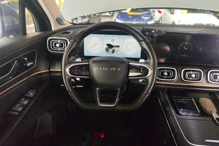 Used Chery Tiggo 9 2023 2.0T Dual-Clutch Two-Wheel Drive Luxury Edition 5 Seats
